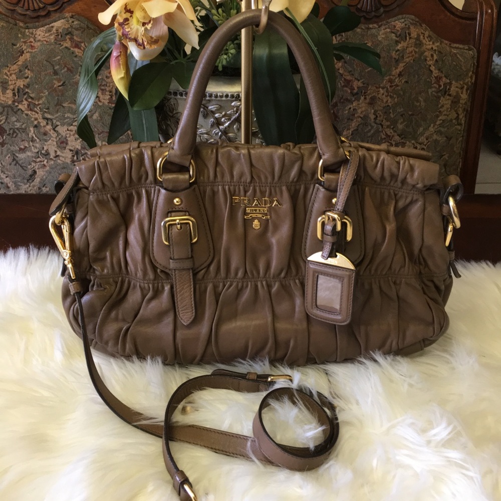Authentic Prada: Tessuto Gaufe Shoulder/Crossbody